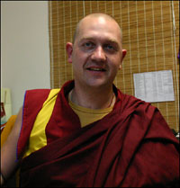 khenrinpoche_pic03_0